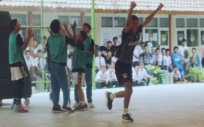 Bangkitnya Kebersamaan di Penghujung Waktu