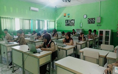 MTs Negeri 2 Tegal Selenggarakan Gladi Bersih TKA Gelombang Khusus bagi Murid Kelas IX