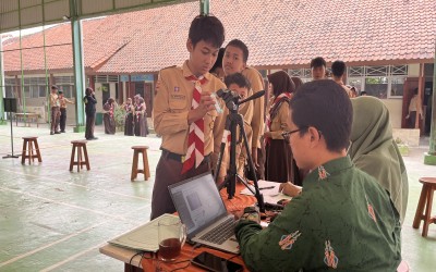 Secarik Token di Bilik Suara Pemilihan Ketua OSIM MTs Negeri 2 Tegal
