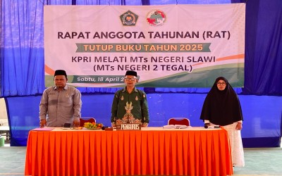 Koperasi Melati MTs Negeri 2 Tegal Gelar RAT 2025, Suasana Diskusi Berjalan Dinamis