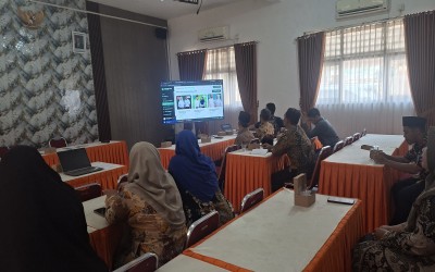 Dari Kotak Suara ke Layar Pemilihan: Panitia Pilketos MTs Negeri 2 Tegal Uji Aplikasi Voting Digital