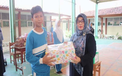 Ratusan Doorprize Ramaikan Pengundian Jalan Sehat
