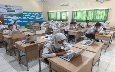 67 Murid MTs Negeri 2 Tegal Ikuti Survei Nasional Sahabat KBC