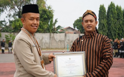 MTs Negeri 2 Tegal Raih Penghargaan Pengelola Media Sosial Terbaik