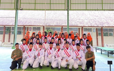 Semangat Hari Kebangkitan Nasional, MTs Negeri 2 Tegal Gelar Upacara Khidmat